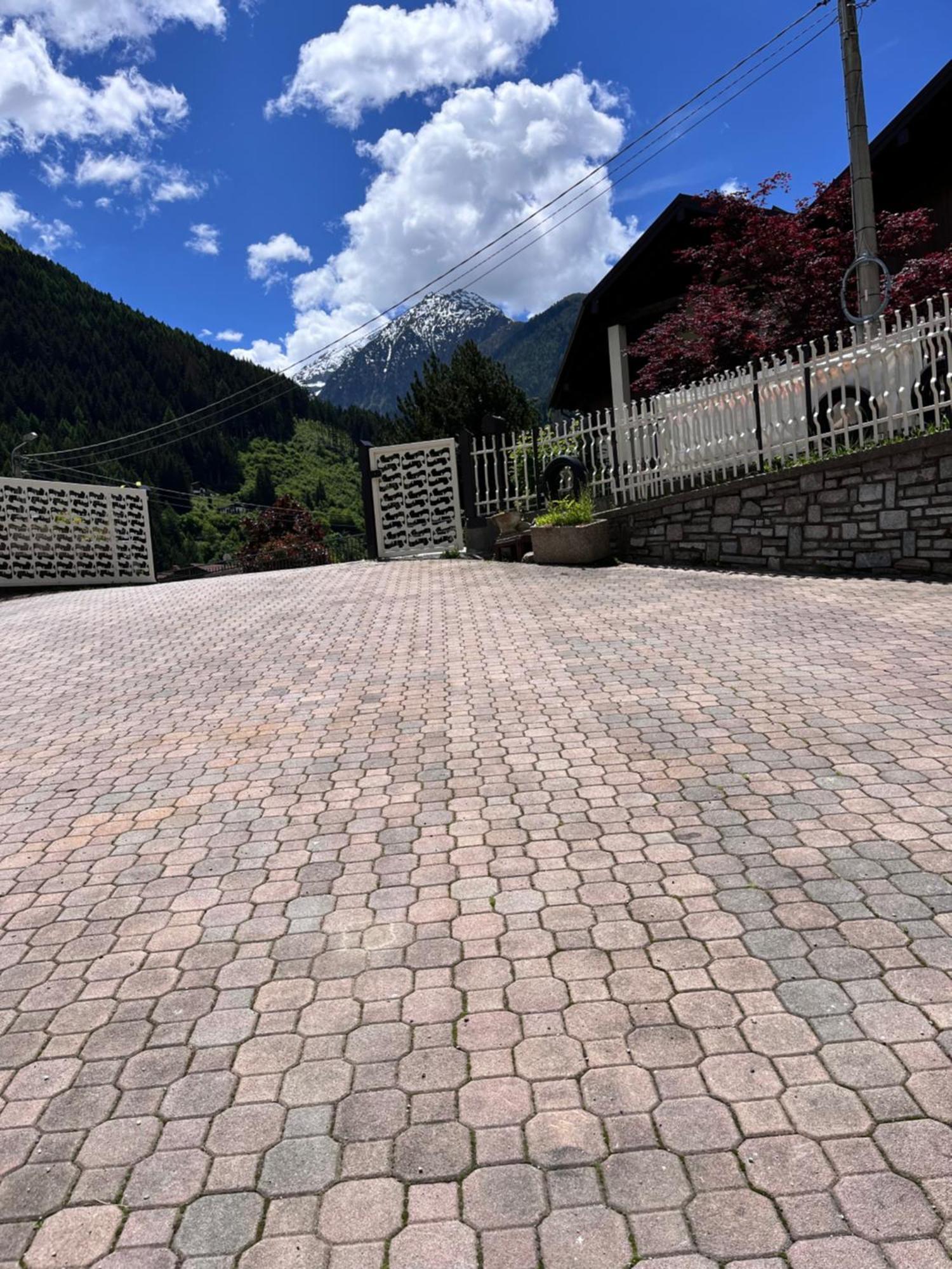 Residenze Vezza - La Corteccia- Daire Vezza dʼOglio Dış mekan fotoğraf